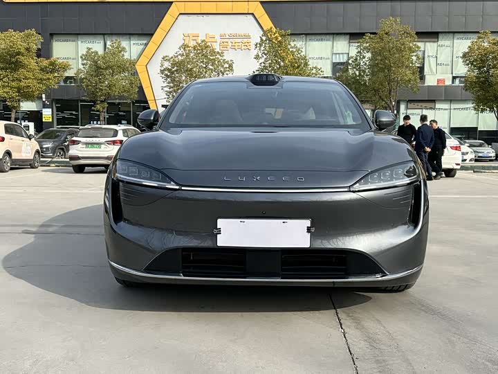 Фото 2 - Luxeed R7