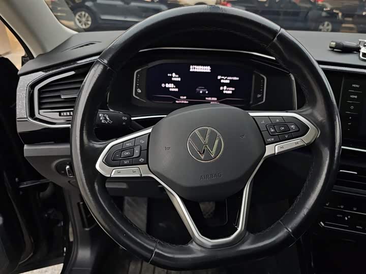 Фото 7 - Volkswagen Tayron GTE Hybrid