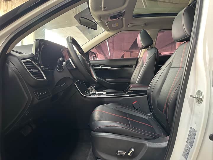 Фото 4 - Kia KX3