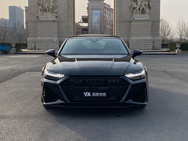 Фото 2 - Audi A7