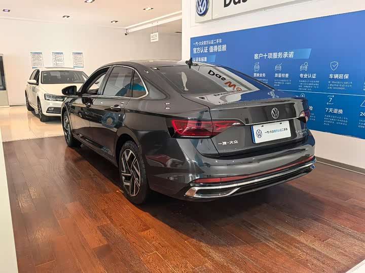 Фото 6 - Volkswagen Sagitar L