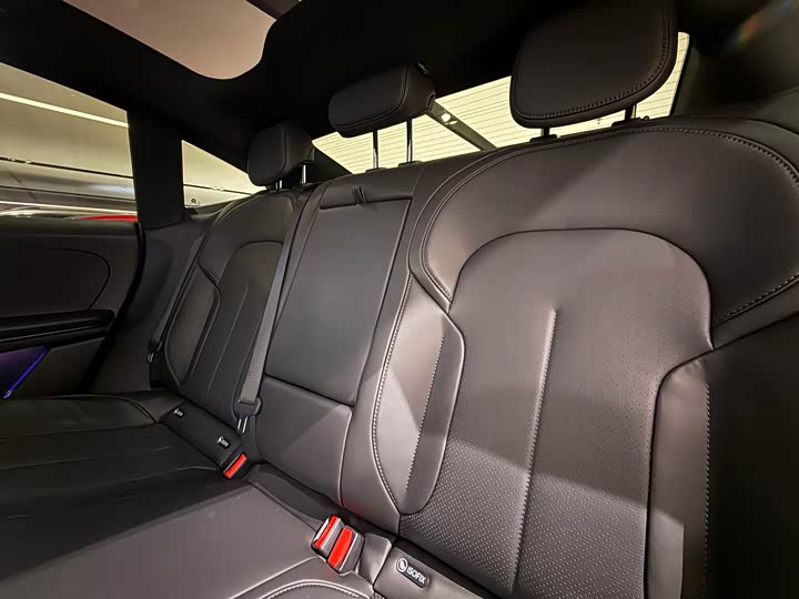 Фото 6 - Nio ET5