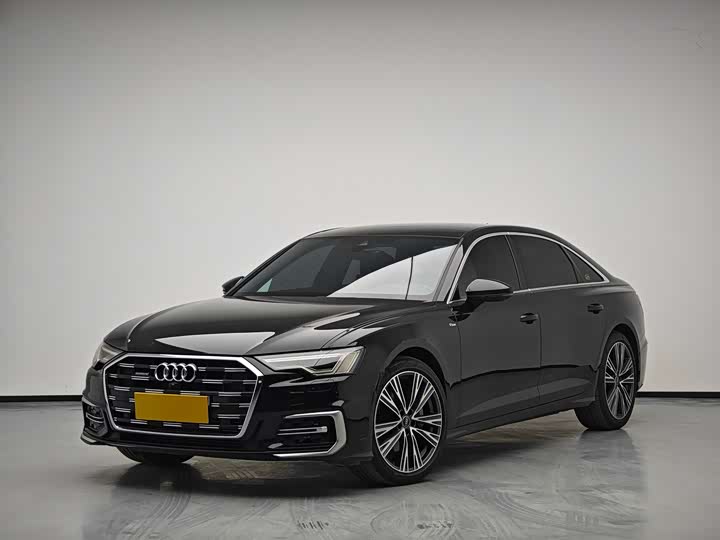 Фото 1 - Audi A6L