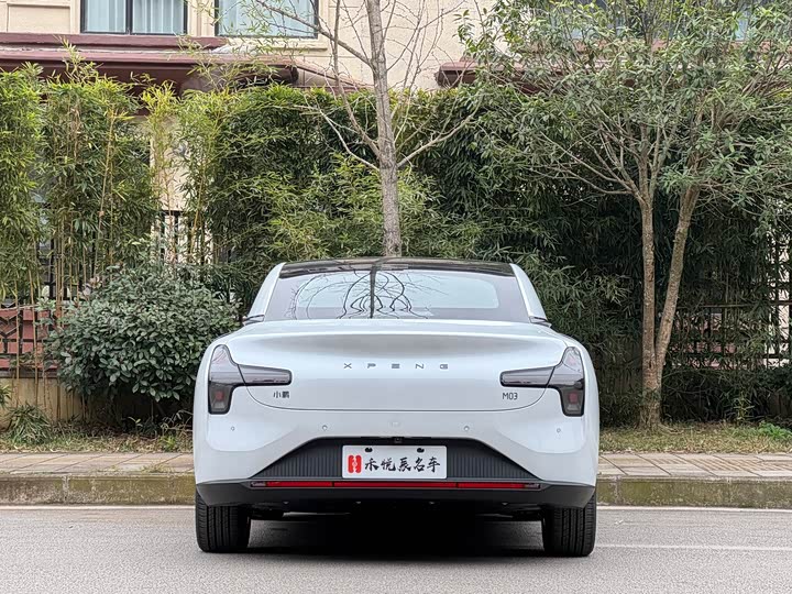 Фото 9 - XPeng Mona M03