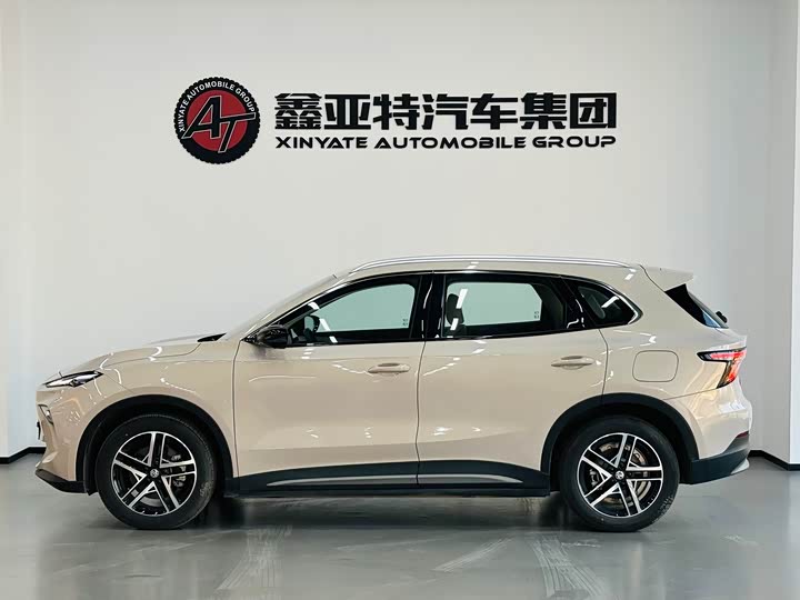 Фото 3 - MG Motor ES5