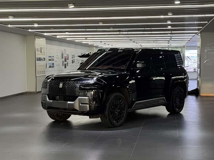 Фото 1 - BYD Yangwang U8