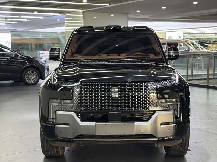 Фото 2 - BYD Yangwang U8