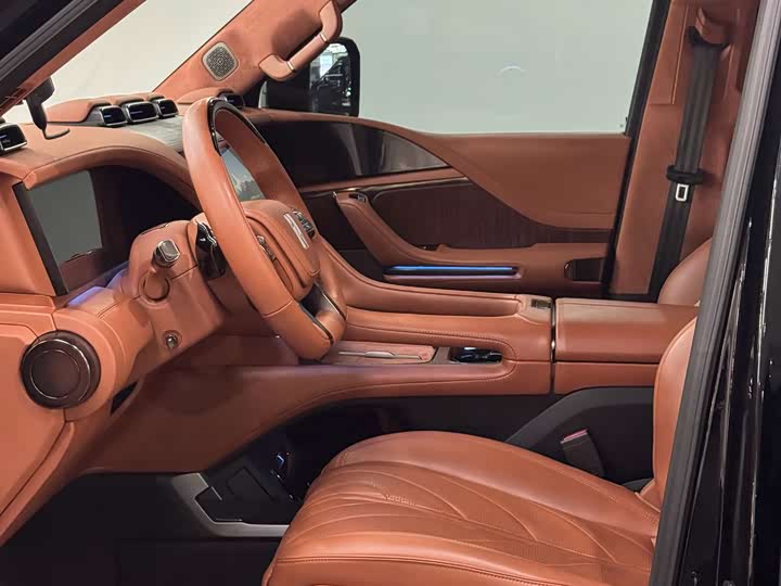 Фото 5 - BYD Yangwang U8