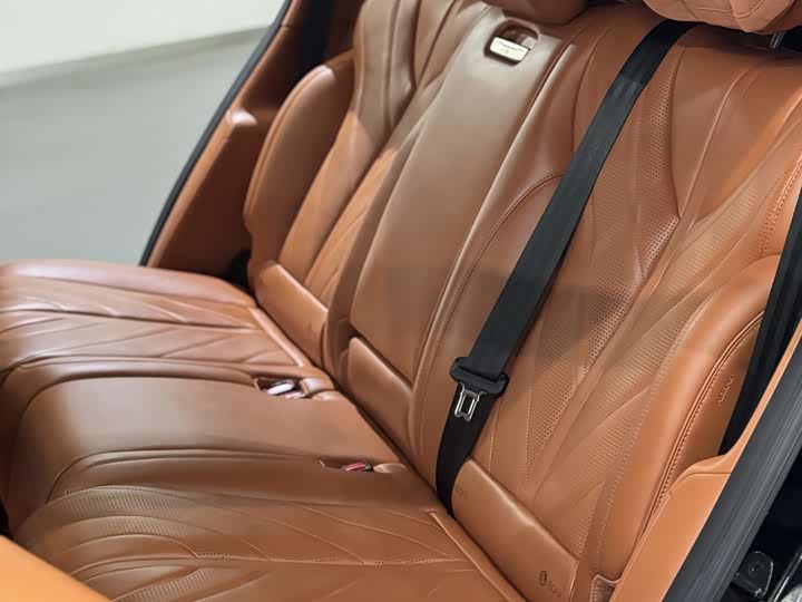 Фото 7 - BYD Yangwang U8