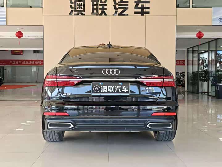 Фото 8 - Audi A6L