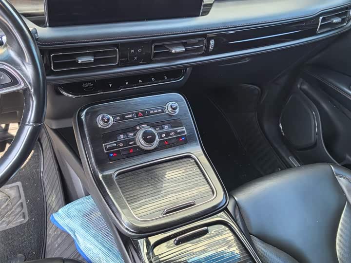 Фото 5 - Lincoln Nautilus