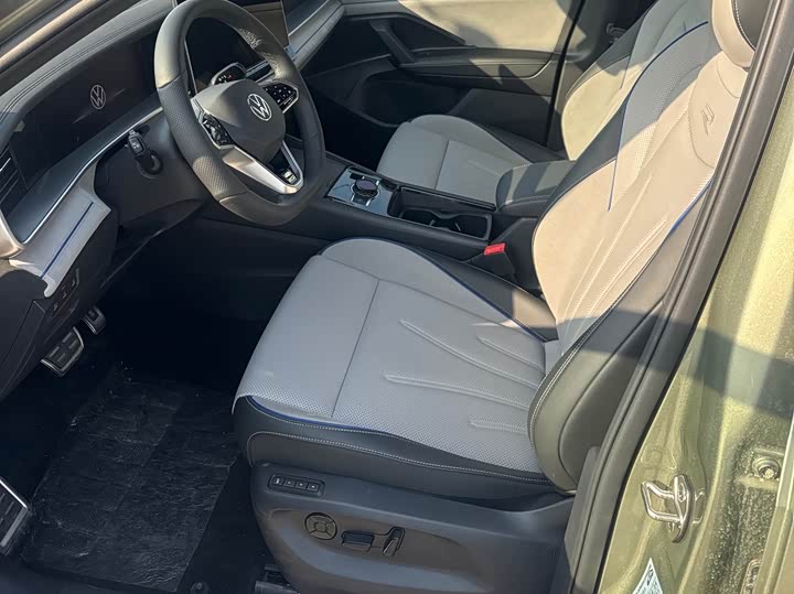 Фото 9 - Volkswagen Tayron