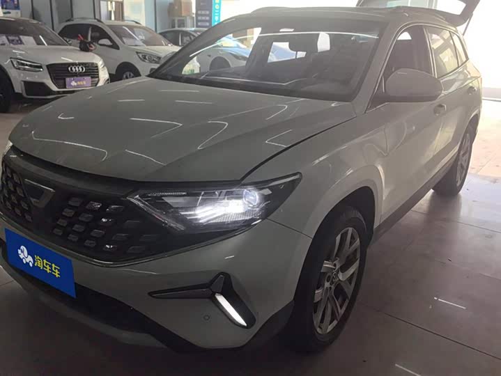 Фото 1 - Jetta VS7