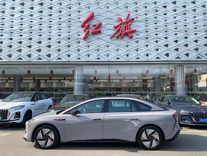 Фото 4 - Hongqi EH7