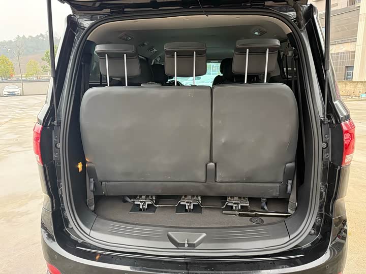 Фото 9 - Maxus G10