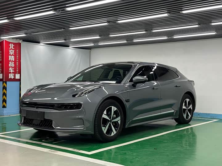 Фото 1 - Zeekr 001