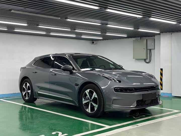 Фото 3 - Zeekr 001