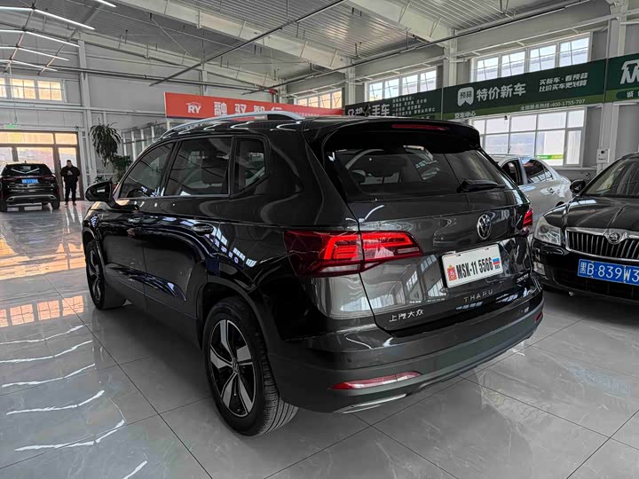 Фото 6 - Volkswagen Tharu