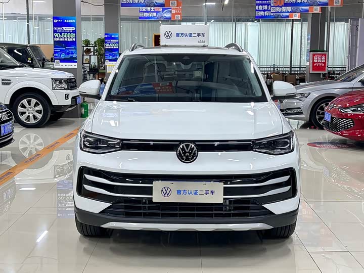 Фото 2 - Volkswagen Tharu