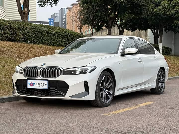 Фото 1 - BMW 3 Series