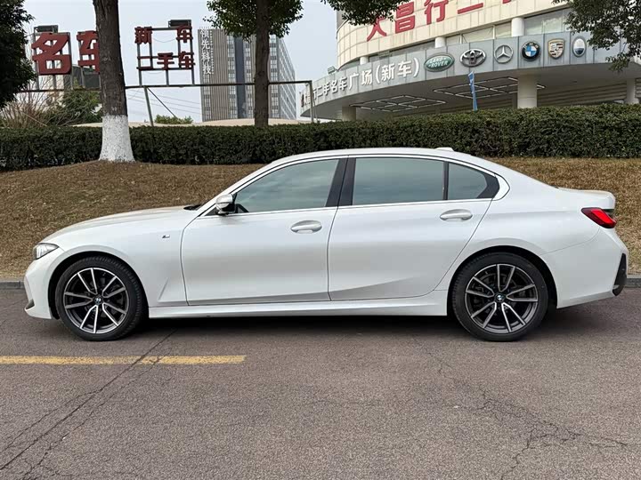 Фото 3 - BMW 3 Series