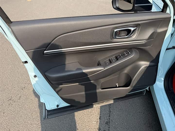 Фото 6 - Honda e:NP1