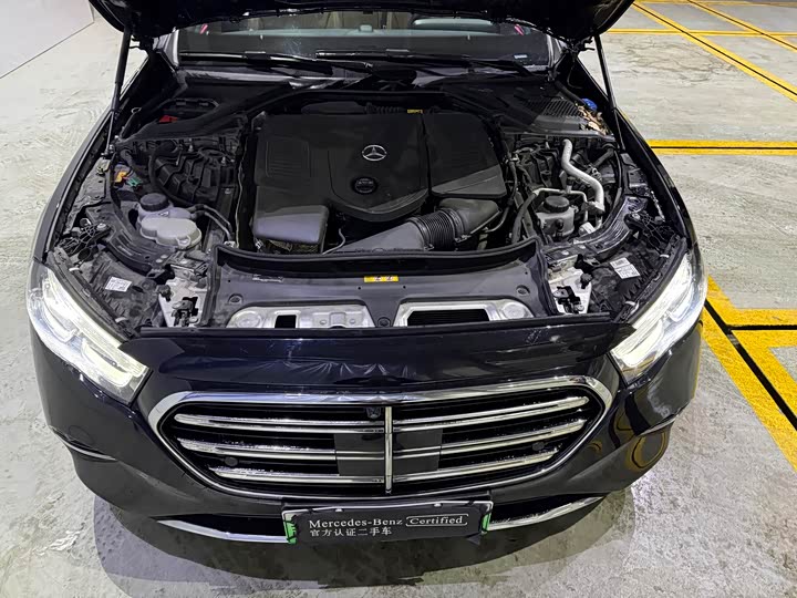 Фото 3 - Mercedes-Benz E-Class Hybrid