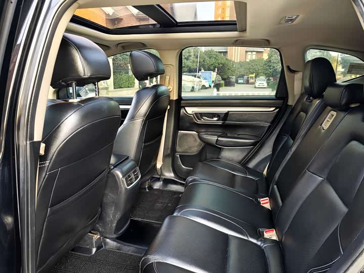 Фото 5 - Honda CR-V