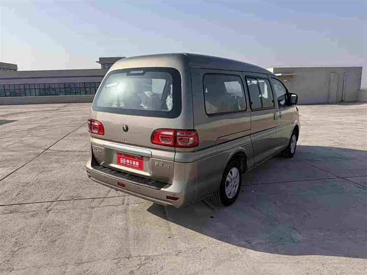 Фото 8 - Dongfeng Forthing Lingzhi M5