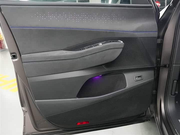 Фото 9 - Volkswagen Teramont Pro