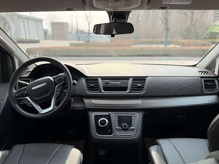 Фото 8 - Maxus G20