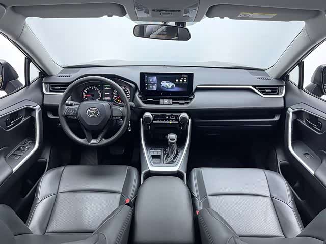 Фото 8 - Toyota Wildlander