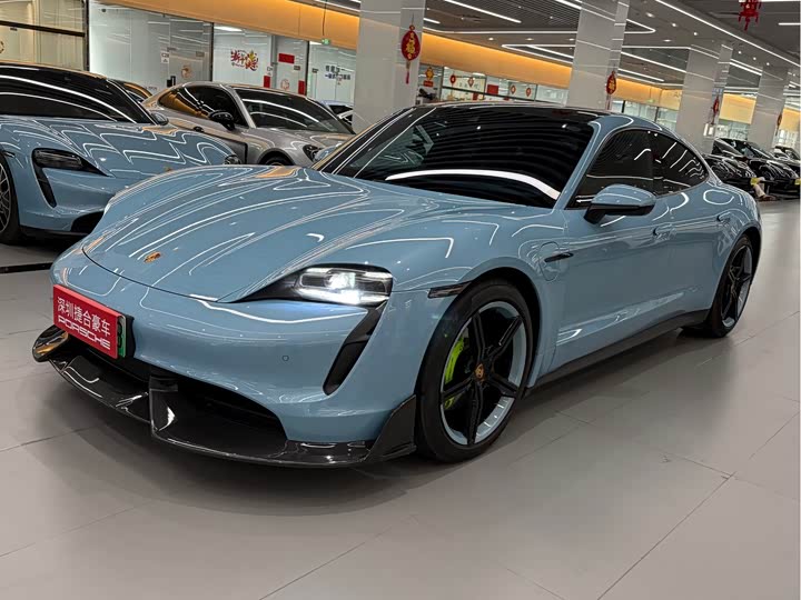 Photo 1 - Porsche Taycan