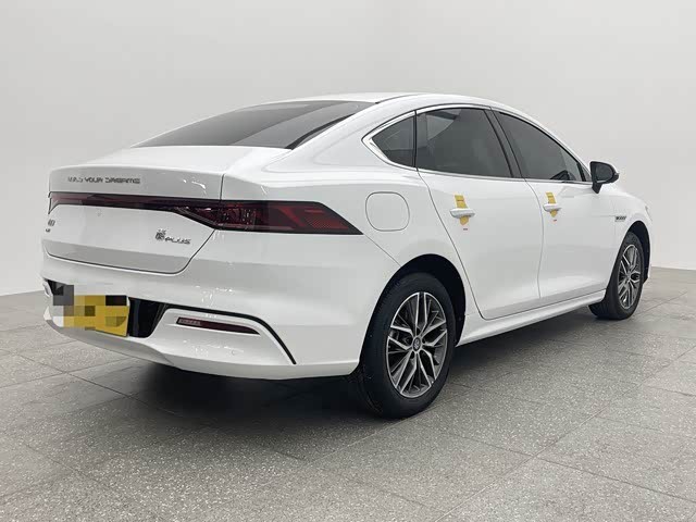 Фото 6 - BYD Qin Plus