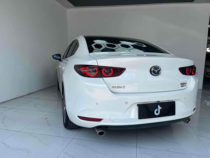 Photo 6 - Mazda 3 (Axela)