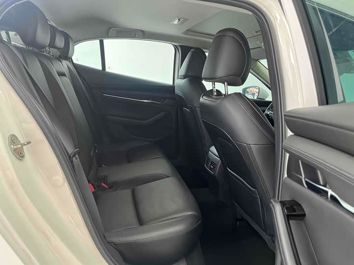 Photo 9 - Mazda 3 (Axela)