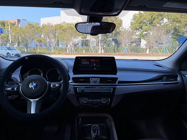 Фото 7 - BMW X2