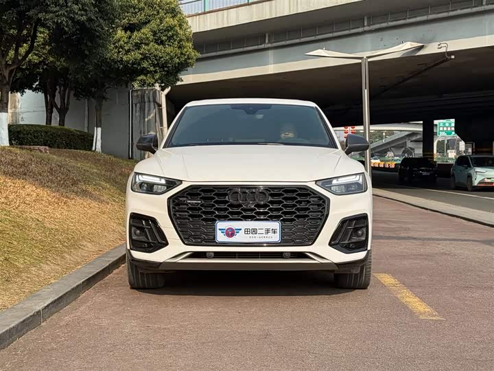 Фото 2 - Audi Q5L Sportback