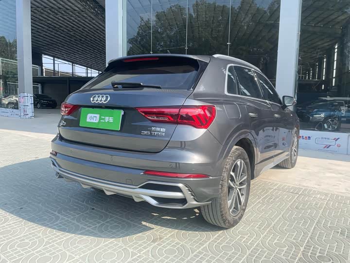 Фото 5 - Audi Q3