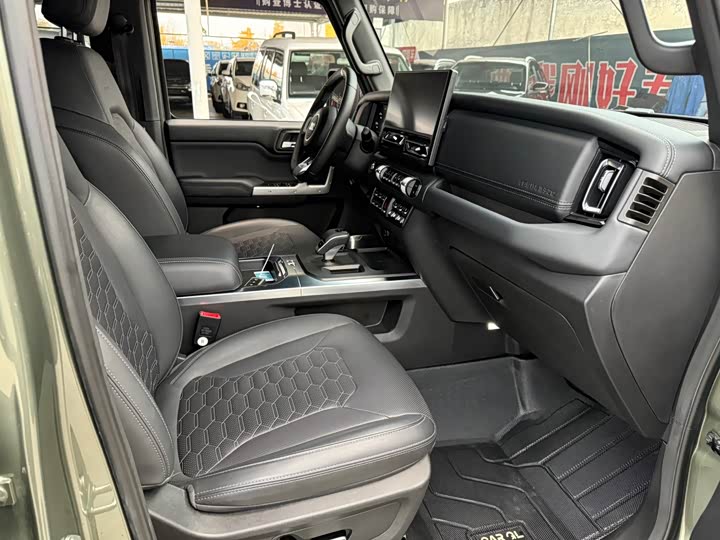 Photo 4 - BAW 212 T01