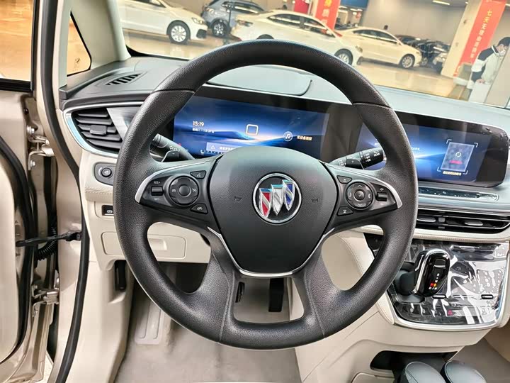 Фото 9 - Buick GL8 ES