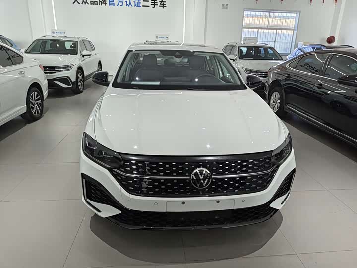 Фото 2 - Volkswagen Lavida