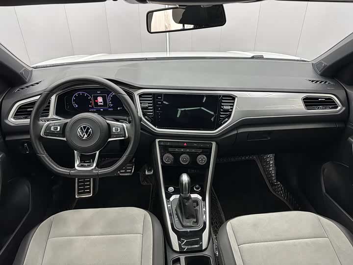 Фото 5 - Volkswagen T-Roc