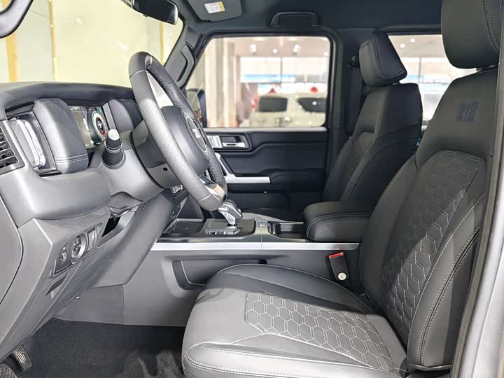 Photo 9 - BAW 212 T01