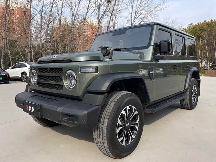 Photo 1 - BAW 212 T01