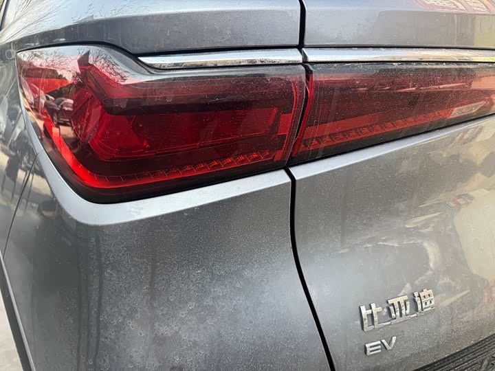 Фото 5 - BYD Yuan Plus