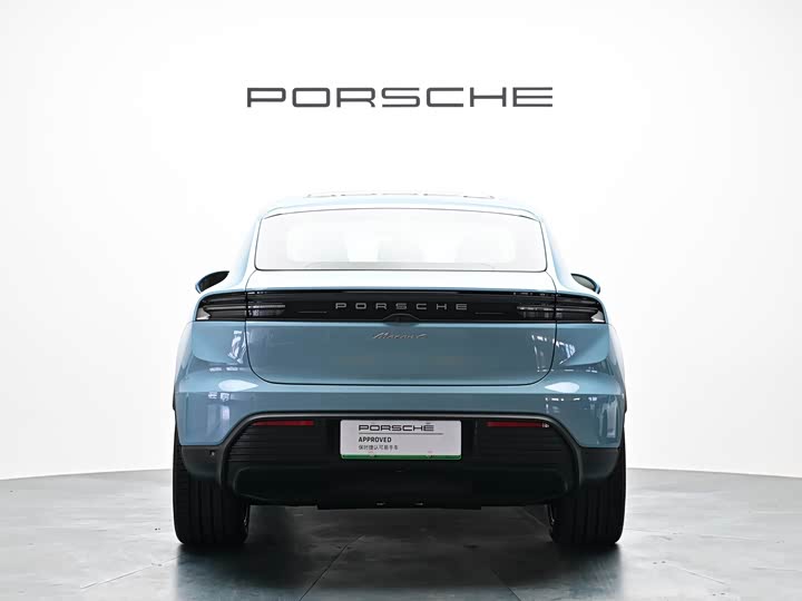 Фото 5 - Porsche Macan EV