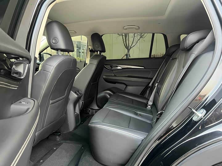 Фото 6 - Buick Envision Plus