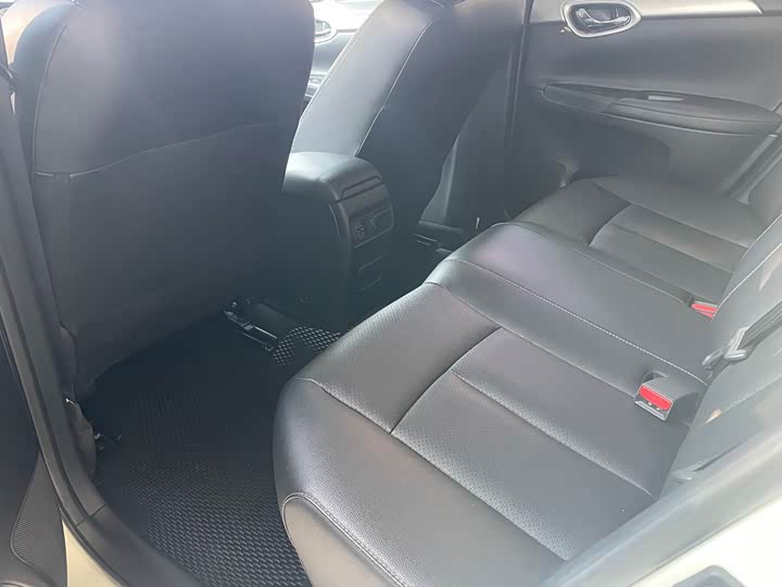 Фото 7 - Nissan Sylphy