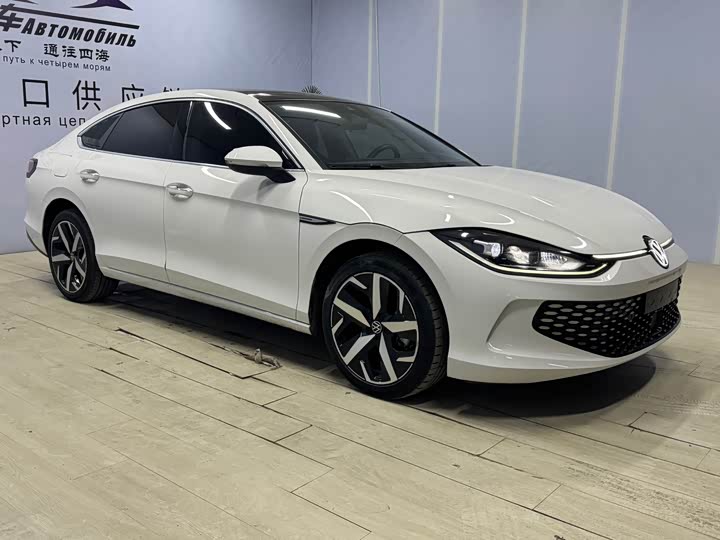 Фото 3 - Volkswagen Lamando L